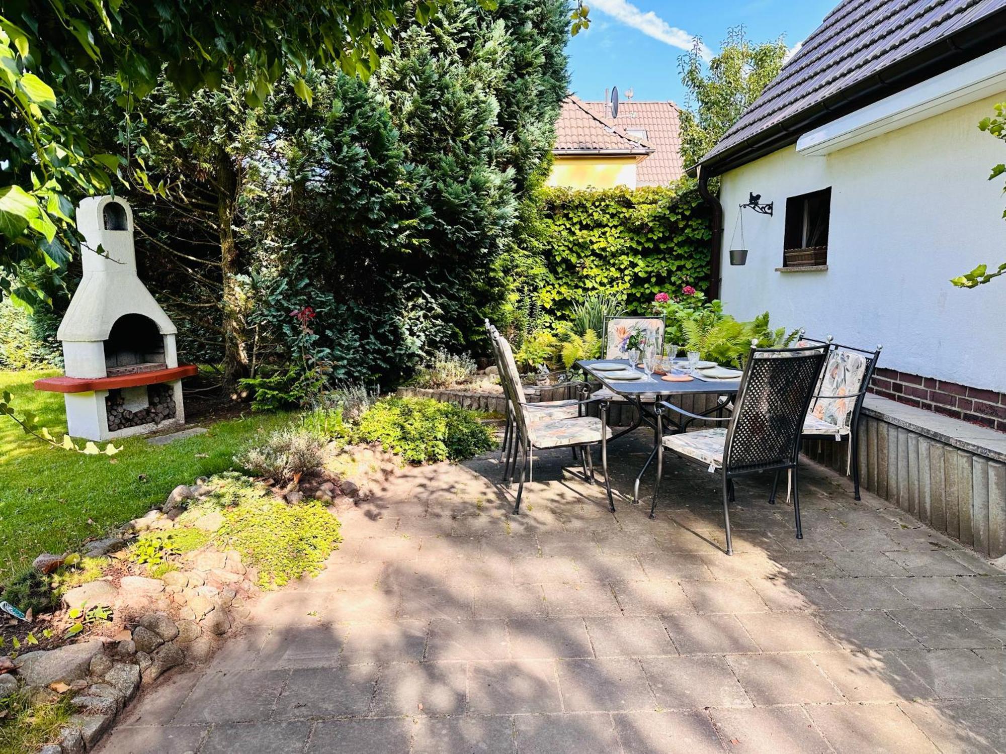 Perfekte Auszeit - Charmantes Ferienhaus Neuenhagen Bei Berlin Luaran gambar